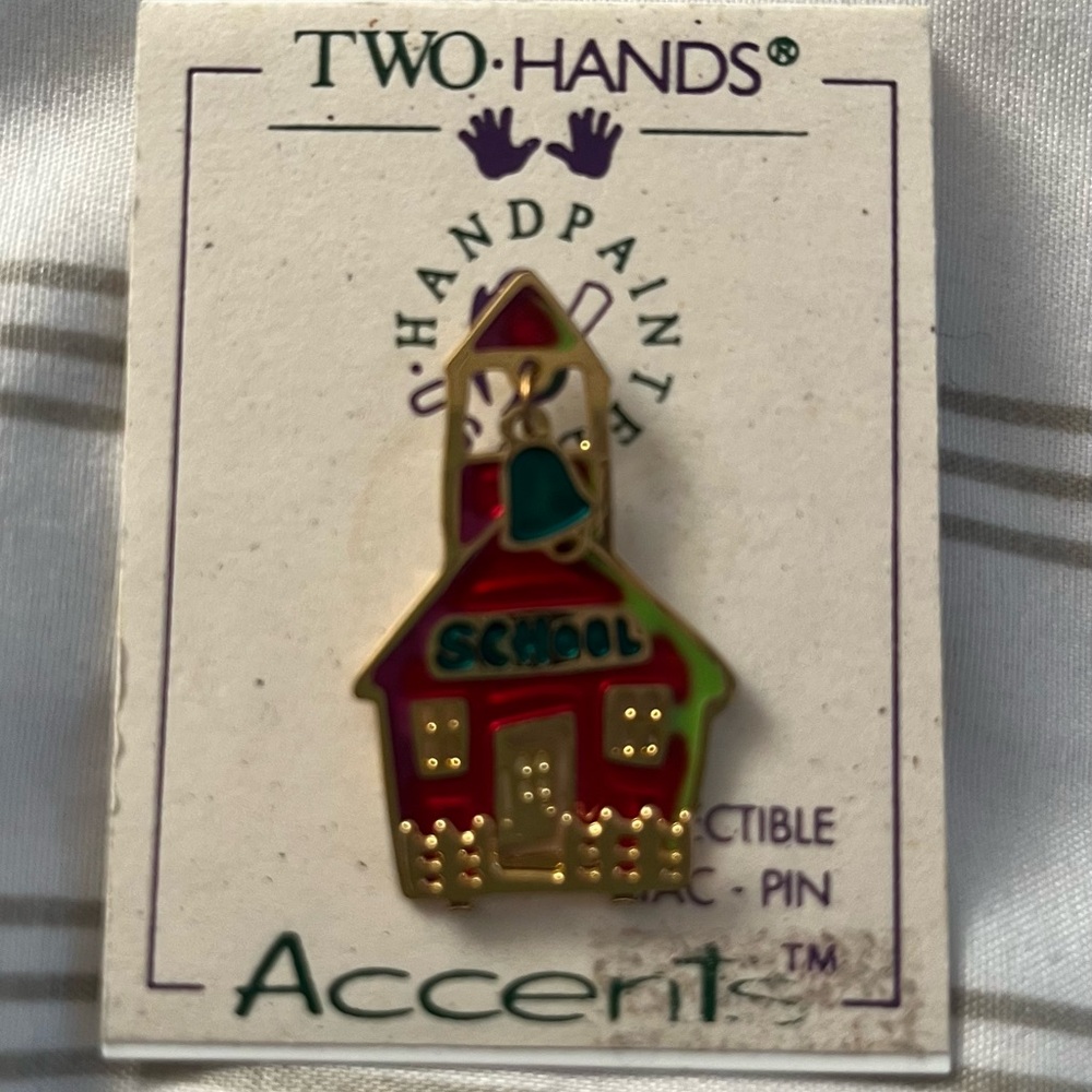 Two-Hands Accent collectible pin 3D Schoolhouse Brooch